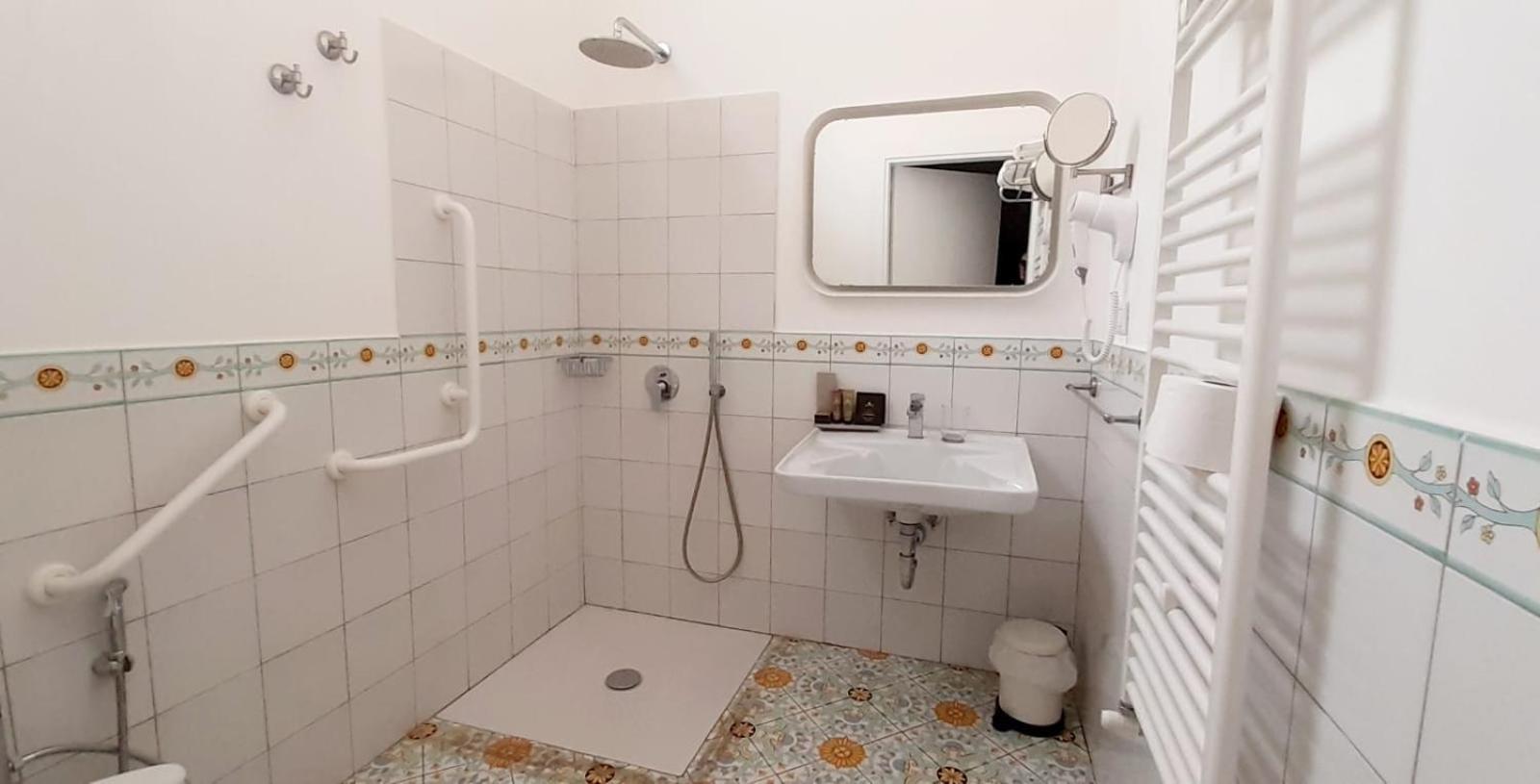 ברצלונה פוצו די גוטו La Foresteria Di Maestina חדר תמונה